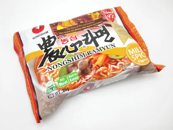 Manila Oct Nongshim Ramyun Macarrão Sabor Picante Suave Outubro 2020 — Fotografia de Stock