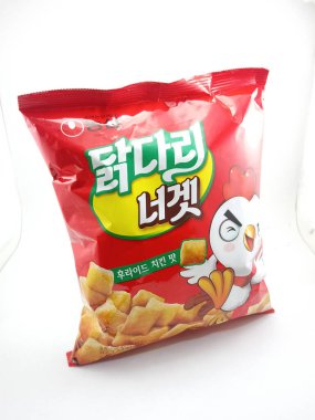 MANILA, PH - OCT 5 - Nongshim tavuk çerezi 5 Ekim 2020 'de Manila, Filipinler' de.