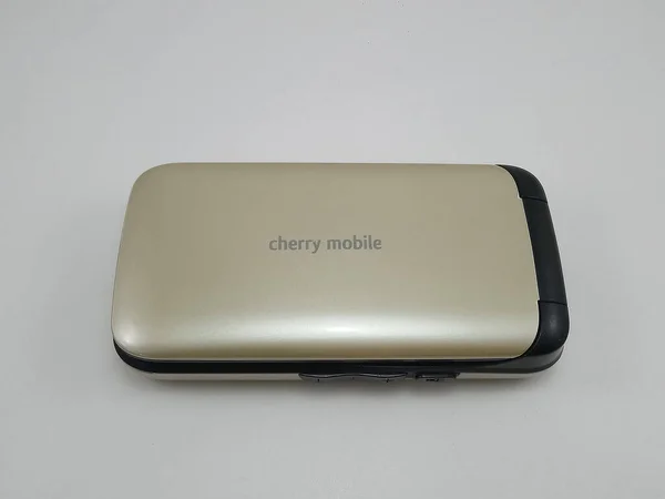 Manila Oct Cherry Mobile Clamshell Téléphone Portable Pliable Sur Octobre — Photo