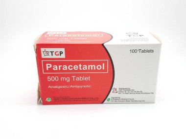 MANILA, PH - OCT 6 - TGP The Generics Eczanesi parasetamol tablet kutusu 6 Ekim 2020, Manila, Filipinler.