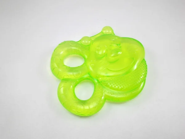 赤ちゃんのための緑の蜂の水歯 — ストック写真