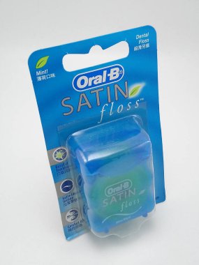 MANILA, PH - 6 Kasım 2020 tarihinde Filipinler, Manila 'da Oral B saten diş ipi.