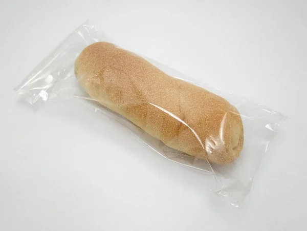 Pão Curto Com Queijo Dentro Embalagem Plástico — Fotografia de Stock