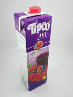 MANILA, PH - OCT 27 - Tipco% 100 vişne ve üzüm suyu 27 Ekim 2020, Manila, Filipinler.