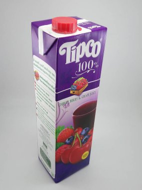 MANILA, PH - OCT 27 - Tipco% 100 vişne ve üzüm suyu 27 Ekim 2020, Manila, Filipinler.