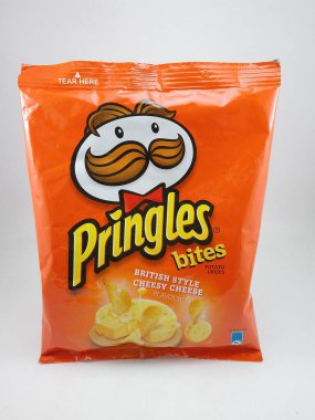 MANILA, PH - OCT 27 - Pringles 27 Ekim 2020 tarihinde Manila, Filipinler 'de peynir tadı aldı.