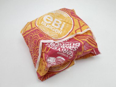 MANILA, PH - OCT 27 - McDonalds ebi burger 27 Ekim 2020, Manila, Filipinler.