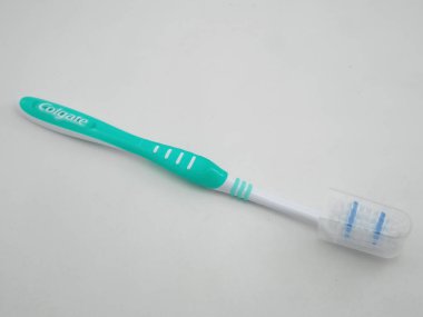 MANILA, PH - OCT 27 - Colgate süper esnek yeşil diş fırçası 27 Ekim 2020, Manila, Filipinler.
