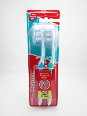 MANILA, PH - 27 Ekim 2020 'de Manila, Filipinler' de Colgate süper esnek diş fırçası.