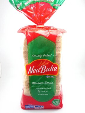 MANILA, PH - OCT 27 - Neu, 27 Ekim 2020 tarihinde Manila, Filipinler 'de buğday ekmeği pişirdi.