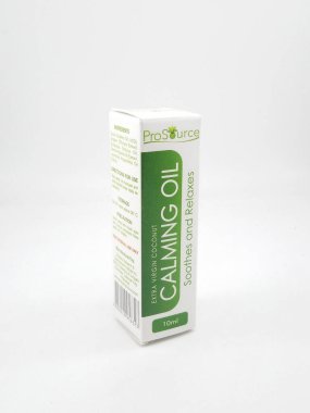 MANILA, PH - 27 Ekim 2020 tarihinde Filipinler, Manila 'da ekstra saf hindistan cevizi yağı süpürücü.