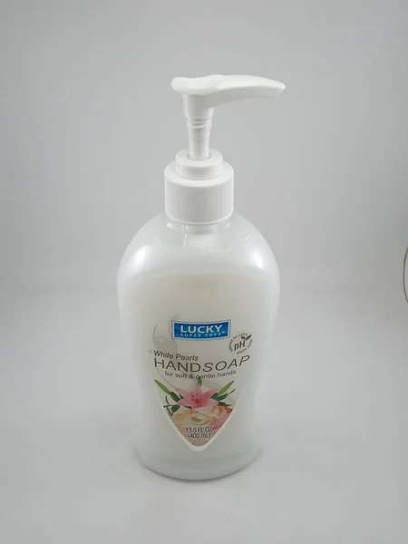 Manila Oct Lucky Super Soft White Pearls Hand Soap October — Fotografia de Stock