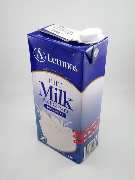 Manila Oct Lemnos All Natural Uht Full Cream Milk Жовтня — стокове фото