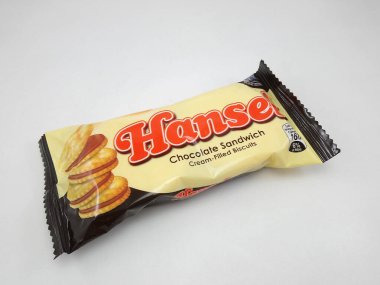 MANILA, PH - 27 Ekim 2020 'de Filipinler' in Manila şehrinde Hansel çikolatalı sandviç kreması dolduruldu..