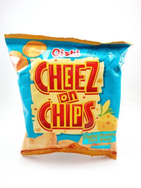 MANILA, PH - 27 Ekim 2020 'de Filipinler, Manila' da peynir aromalı cips üzerine Oishi Cheez.