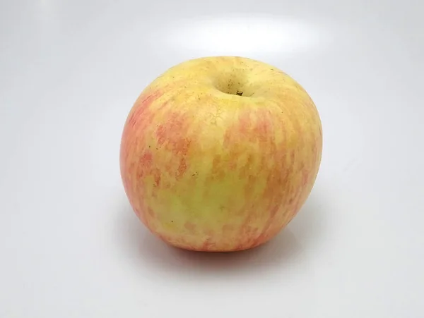 Fuji Maçã Fruta Fresca Fundo Branco — Fotografia de Stock