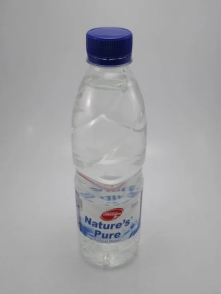 Quezon City Nov Robinsons Supermarket Natures Pure Mineral Water Bottle — Stock Photo, Image