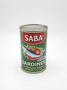 MANILA, PH - 25 Kasım 2020 'de Filipinler, Manila' da domates soslu Saba sardalyası.