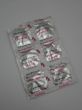 MANILA, PH - NOV 26 - 26 Kasım 2020 tarihinde Manila, Filipinler 'de Doxofylline ansimar bronkodilatör.