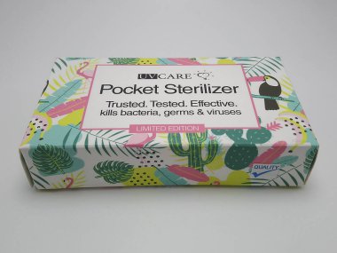 MANILA, PH - NOV 11 - UV cep sterilizatörü 11 Kasım 2020, Manila, Filipinler.