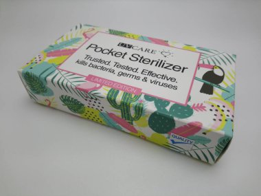 MANILA, PH - NOV 11 - UV cep sterilizatörü 11 Kasım 2020, Manila, Filipinler.