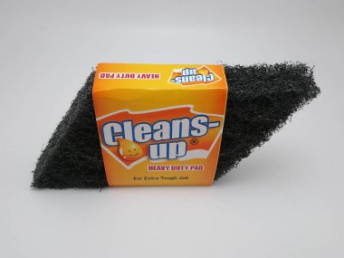 MANILA, PH - NOV 11 11 Kasım 2020 'de Manila, Filipinler' de ağır görev yerlerini temizledi..