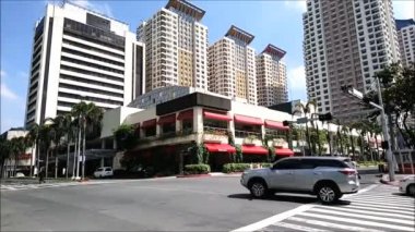 Küba, Quezon City, Filipinler 'deki Manhattan bahçe dairesi cephesi