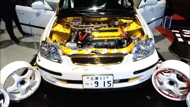 Motore automobilistico Honda nel centro congressi SMX, Pasay, Filippine. — Video Stock
