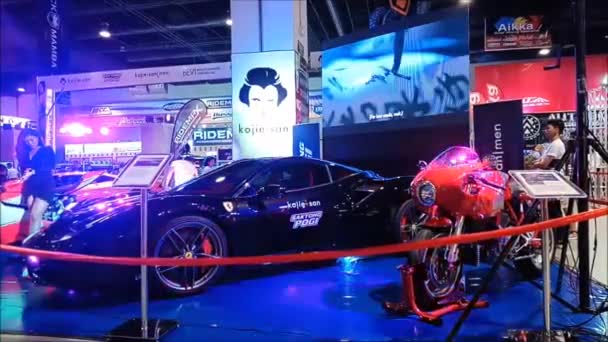 Pasay Nov Kojie San Booth Manila Auto Salon November 2017 — Stock Video