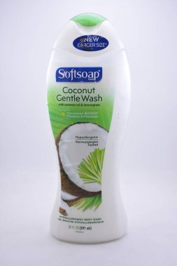 MANILA, PH - JULY 9 - Softsoap coconut gentle wash with coconut oil and lemongrass body wash on July 9, 2021 in Manila, Philippines.