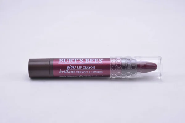 Manila July Burts Bees Gloss Lip Crayon July 2021 Manila — Stock fotografie