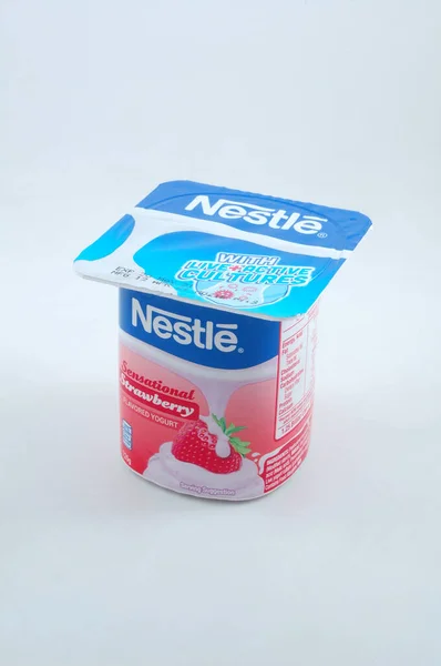 Manila Nestle Strawberry Yogurt Pada Juli 2021 Manila Filipina — Stok Foto