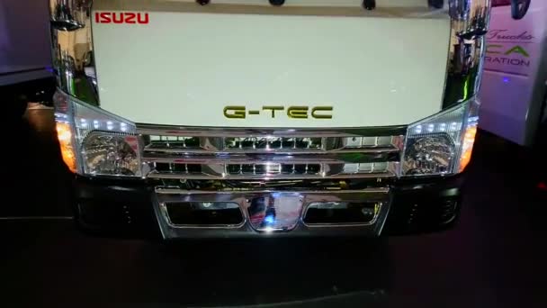 Pasig May Isuzu Delivery Truck May 2019 1St Trip Rebuilt — Stock Video