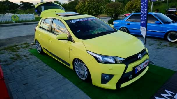 Rizal Februari Toyota Yaris February 2019 East Auto Moto Show — Stockvideo