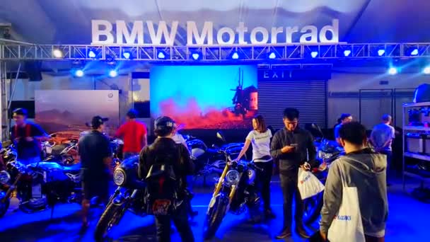 Pasay Maart Bmw Motorrad Motorfiets Stand Racing Motor Bike Show — Stockvideo