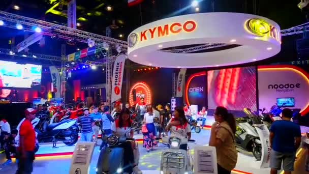 Pasay March Booth Sepeda Motor Kymco Racing Motor Show Pada — Stok Video