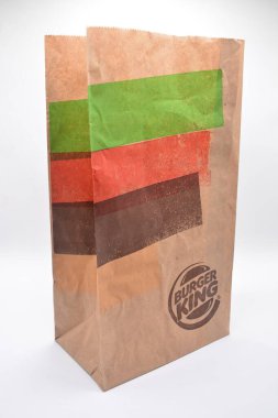 MANILA, PH-22 Şubat 2025 'te Manila, Filipinler' de Burger King kahverengi kesekağıdı. Burger King, ABD 'de bir fast food restoran zinciri..