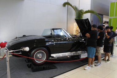 Pasay, PH-NOV 15 - Chevrolet Corvette Manila Auto Salon 'da 15 Kasım 2025 Pasay, Filipinler. Manila Oto Salonu, Filipinler 'de bir otomobil fuarı etkinliğidir..