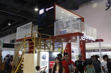 Pasay, PH - NOV 15 - Brembo fren kabini Manila Oto Salon 'da 15 Kasım 2025 Pasay, Filipinler. Manila Oto Salonu, Filipinler 'de bir otomobil fuarı etkinliğidir..