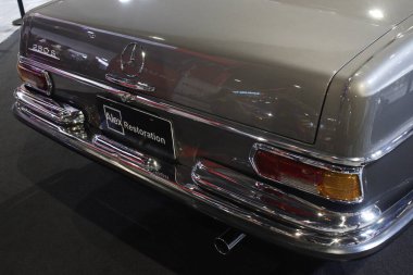 Pasay, PH - NOV 15 - Mercedes benz 280 Manila Oto Salon 'da 15 Kasım 2025, Pasay, Filipinler. Manila Oto Salonu, Filipinler 'de bir otomobil fuarı etkinliğidir..