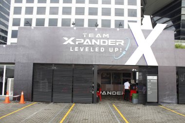 Pasay, PH-15 - Mitsubishi kabin ön cephe Auto focus test sürüşü 15 Kasım 2025 Pasay, Filipinler. Odak noktası Filipinler 'de düzenlenen bir otomobil etkinliğidir..