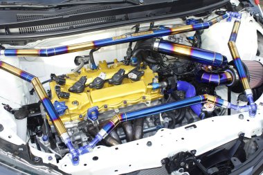 Pasay, PH-13 - Toyota Vios motoru Bumper 2 Tampon Araba Fuarı 'nda 13 Aralık 2025 tarihinde Pasay, Filipinler' de. Bumper 2 Bumper, Filipinler 'de düzenlenen bir otomobil fuarıdır..