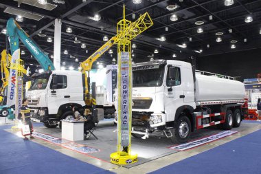 PASAY, PH - NOV 8 - Sinotruk t7s fuel tanker truck at Philconstruct on November 8, 2025 in Pasay, Philippines. Philconstruct is a annual construction show in Philippines.