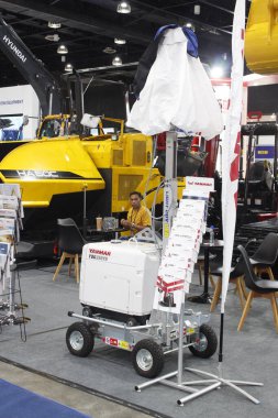 Pasay, PH-NOV 8 - Yanmar ydg250vs jeneratörü 8 Kasım 2025 tarihinde Pasay, Filipinler 'de. Philconstruct, Filipinler 'de yıllık bir inşaat fuarıdır..