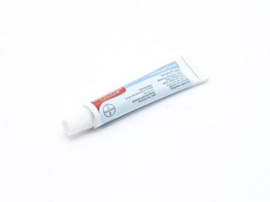 MANILA, PH - FEB 22 - Bayer Clotrimazole Canesten Antifungal Cream 22 Şubat 2025, Manila, Filipinler. Bayer bir Alman ilaç ve biyoteknoloji şirketidir..