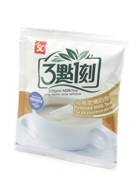 MANILA, PH - 22 Şubat - 23: 15 Manila, Filipinler 'de 22 Şubat 2025 tarihinde kavrulmuş sütlü çay. Öğleden sonra 3: 15 Tayvan 'da bir sütlü çay imalatçısı..