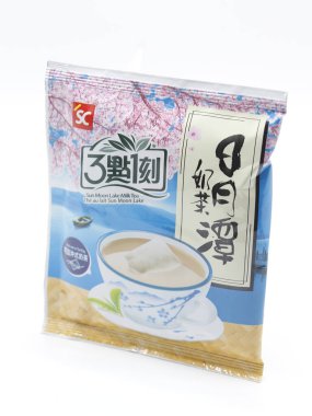 MANILA, PH - 22 Şubat - 22 Şubat 2025 tarihinde Filipinler 'in Manila kentinde güneş gölü sütlü çayı. Öğleden sonra 3: 15 Tayvan 'da bir sütlü çay imalatçısı..