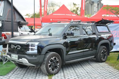 QUEZON CITY, PH - 22 Şubat - Byd köpekbalığı 6, 22 Şubat 2026 'da Quezon City, Filipinler' de. Açık hava festivali, Filipinler 'de her yıl düzenlenen bir otomobil fuarıdır..