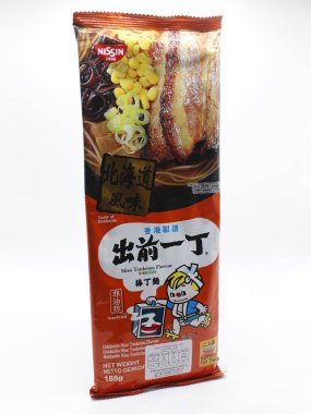 MANILA, PH - 22 FEB - Nissin Hokkaido Miso Tonkotsu ramen 22 Şubat 2025, Manila, Filipinler.