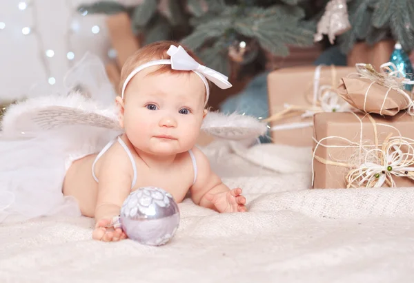 Laughing babymeisje — Stockfoto